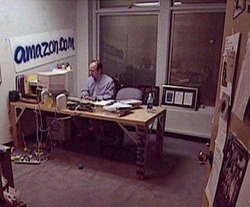 Jeff Bezos: Come un Grafico ha Cambiato il Mondo (e la Lezione per gli Imprenditori del 2025)